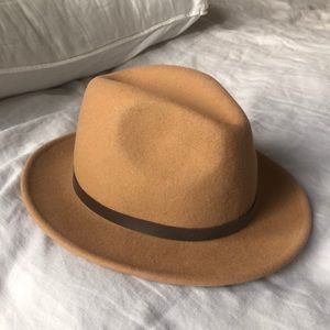 Ecote Beige Felt Hat